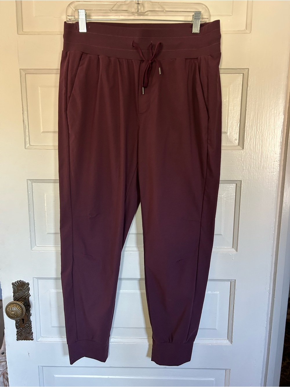 Women's Lululemon DUPE Maroon Track Joggers, Tie Waist, Pockets. Size 10